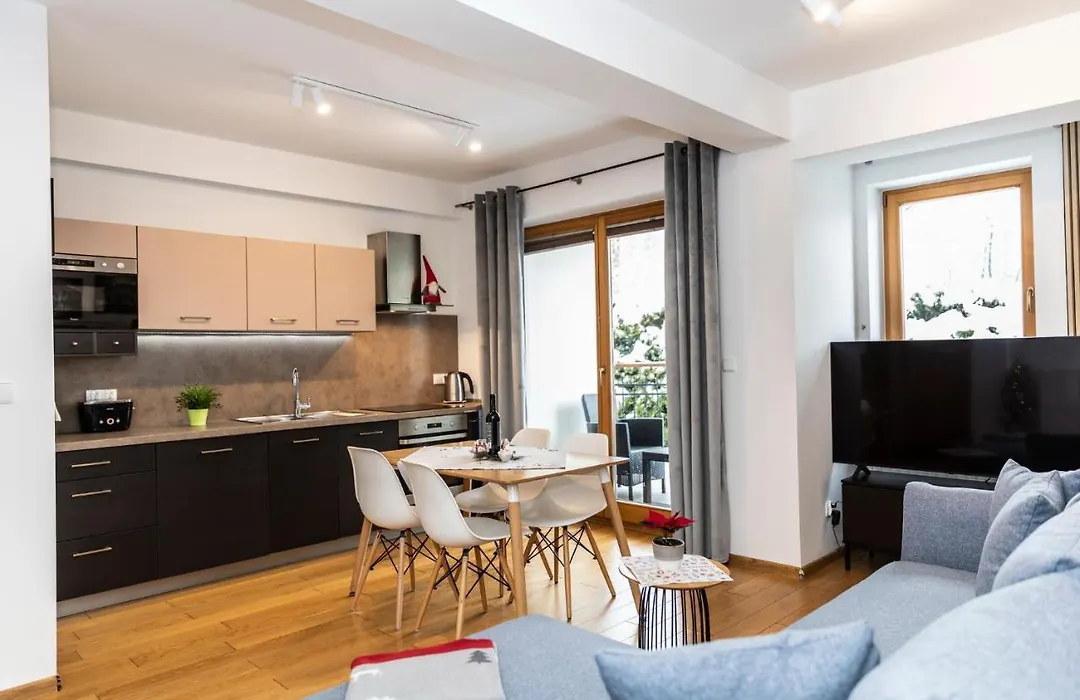Udanypobyt Apartamenty Tuwima-1
