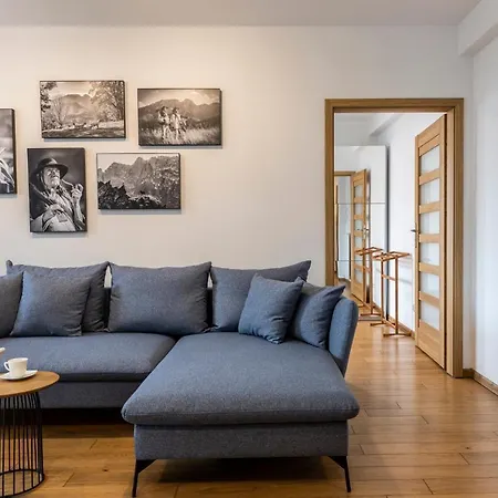 Udanypobyt Apartamenty Tuwima-3